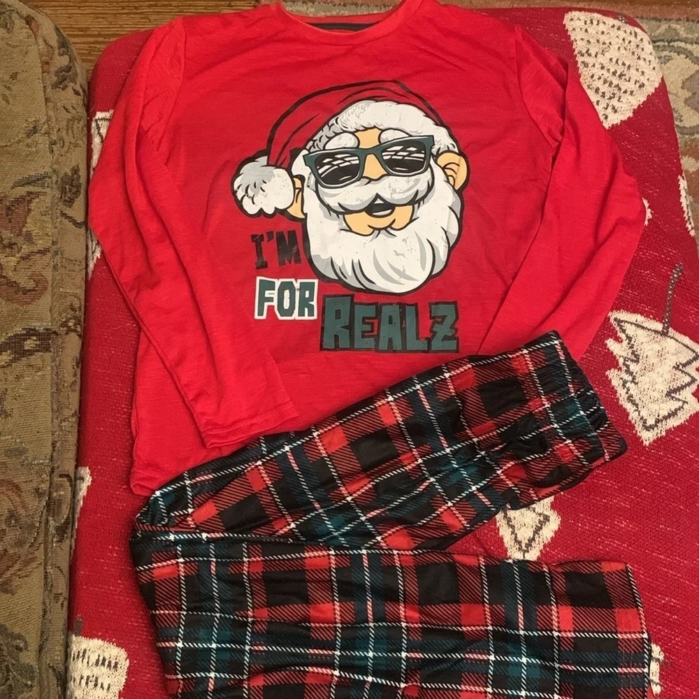 Boys 8/10 Christmas Santa Claus I’m for Realz Pajamas NEW